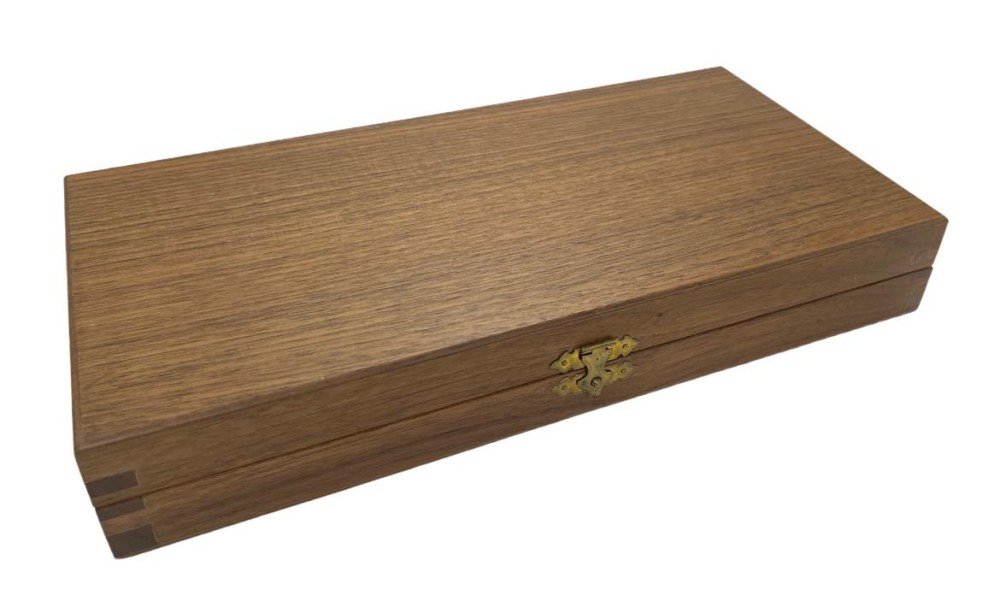 The Drueke Company - Wood (Walnut) - Backgammon- Black painted Points