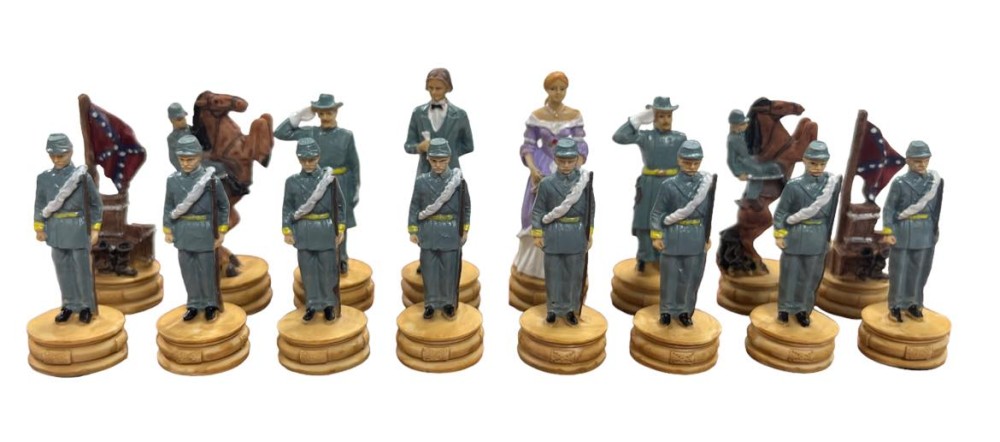 The Civil War Resin Theme Chess Pieces w Leather Board