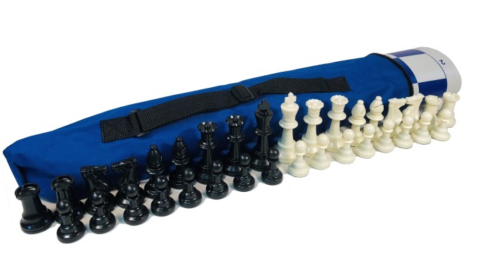 QUIVER COMBO - WEIGHTED: Bag, Board & Weighted Chess Set